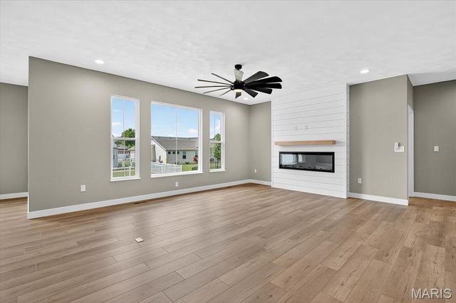 125 Gladwyn Drive, Millstadt, IL 62260