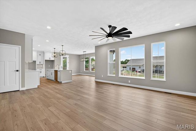 125 Gladwyn Drive, Millstadt, IL 62260