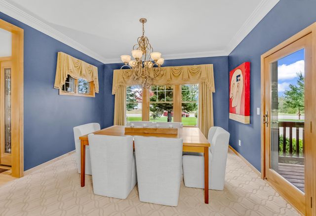 21157 Ridgewood Trail, Lakeville, MN 55044