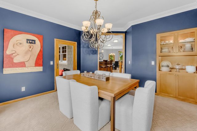 21157 Ridgewood Trail, Lakeville, MN 55044