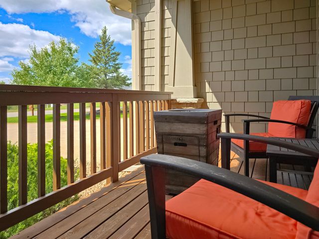 21157 Ridgewood Trail, Lakeville, MN 55044