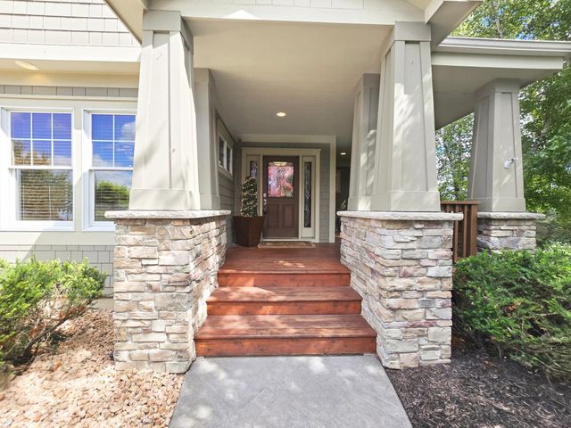 21157 Ridgewood Trail, Lakeville, MN 55044