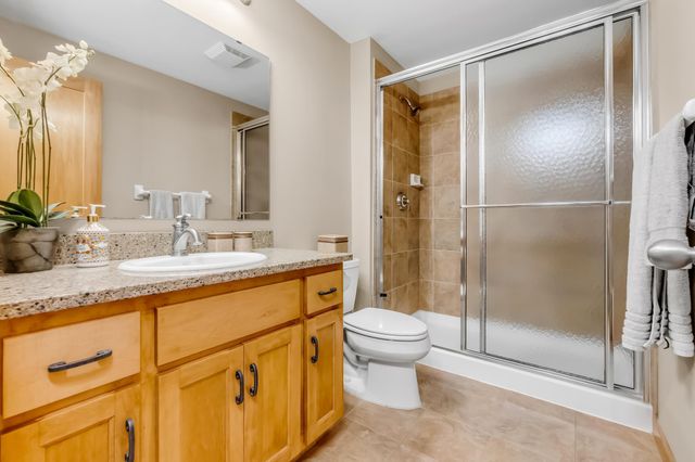 21157 Ridgewood Trail, Lakeville, MN 55044