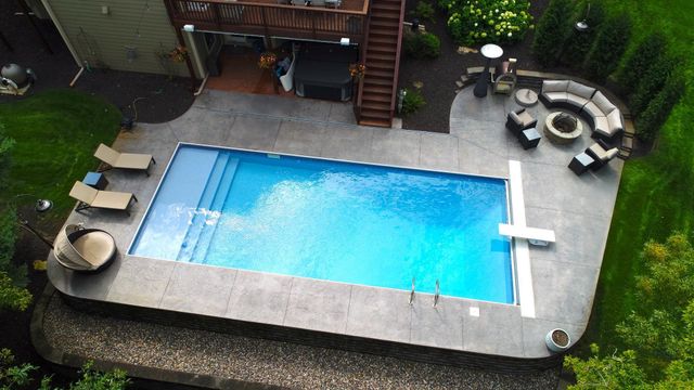 21157 Ridgewood Trail, Lakeville, MN 55044