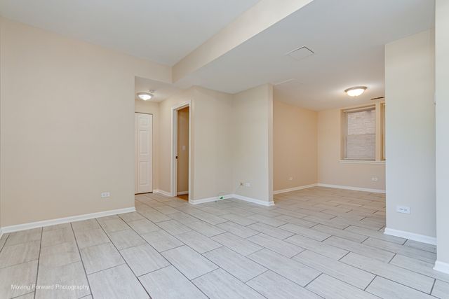 46 6th Avenue GJ, La Grange, IL 60525