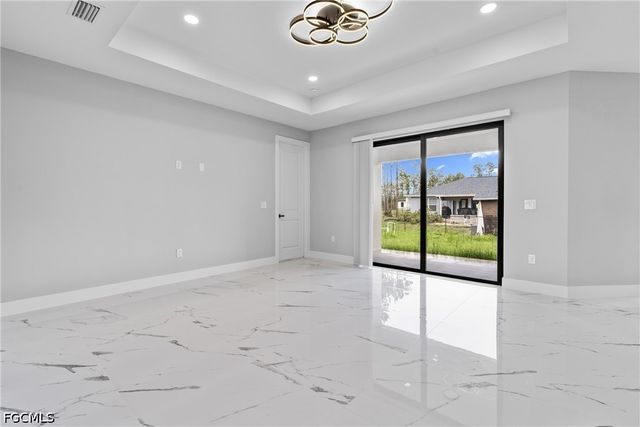 928 Milwaukee BLVD, Lehigh Acres, FL 33974