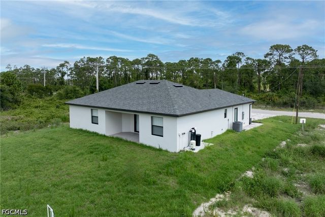 928 Milwaukee BLVD, Lehigh Acres, FL 33974