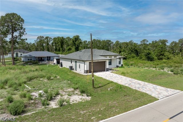 928 Milwaukee BLVD, Lehigh Acres, FL 33974