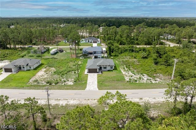 928 Milwaukee BLVD, Lehigh Acres, FL 33974