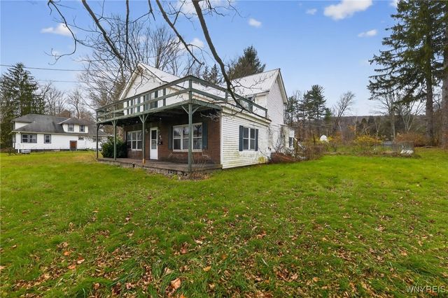 7 Pruyn Street, Bainbridge, NY 13733