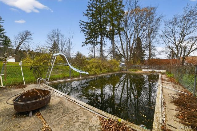 7 Pruyn Street, Bainbridge, NY 13733