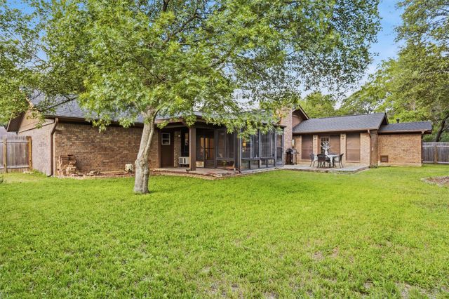 4835 Trail Crest CIR, Austin, TX 78735