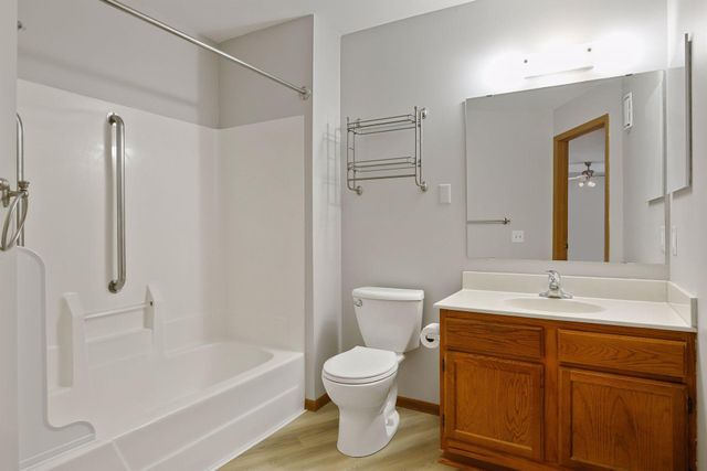 720 3rd Avenue NE 113, Minneapolis, MN 55413