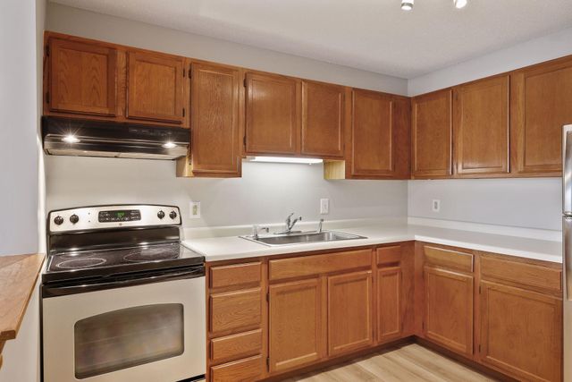 720 3rd Avenue NE 113, Minneapolis, MN 55413