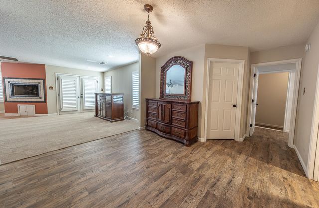 2615 Saratoga Avenue, Lubbock, TX 79407