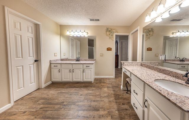 2615 Saratoga Avenue, Lubbock, TX 79407