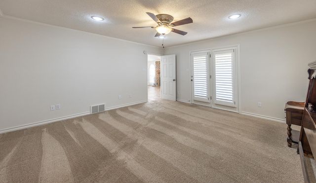 2615 Saratoga Avenue, Lubbock, TX 79407