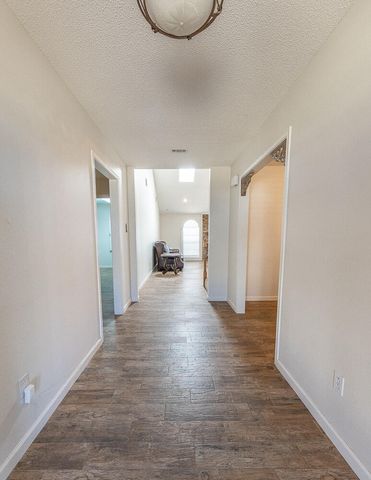 2615 Saratoga Avenue, Lubbock, TX 79407