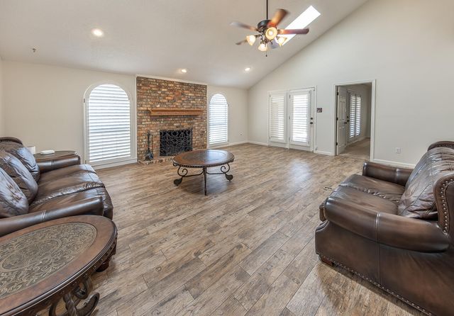 2615 Saratoga Avenue, Lubbock, TX 79407