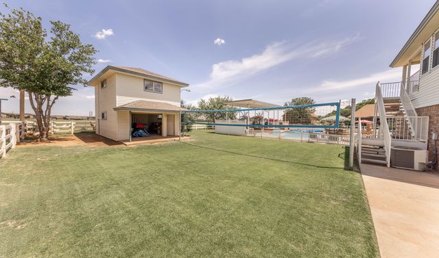 2615 Saratoga Avenue, Lubbock, TX 79407