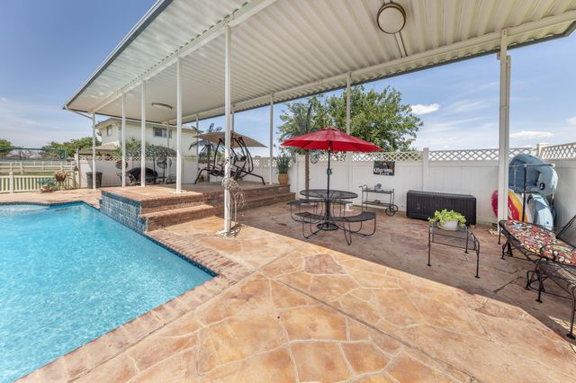 2615 Saratoga Avenue, Lubbock, TX 79407