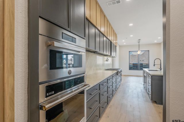 7339 Crosswater Cove, Tyler, TX 75703