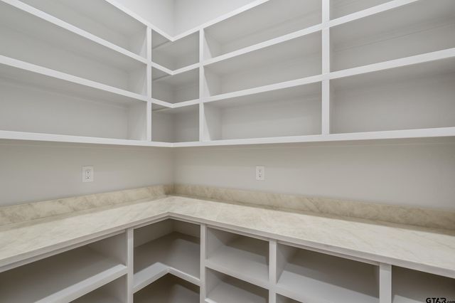 7339 Crosswater Cove, Tyler, TX 75703