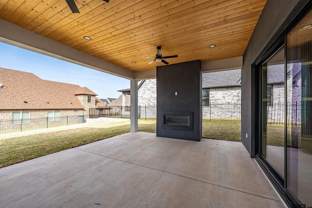 7339 Crosswater Cove, Tyler, TX 75703