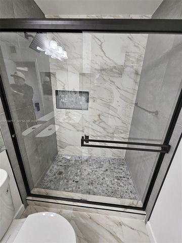 19800 SW 103rd Court 201, Cutler Bay, FL 33157