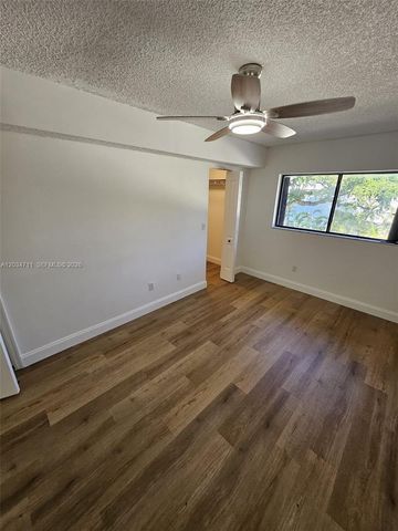 19800 SW 103rd Court 201, Cutler Bay, FL 33157