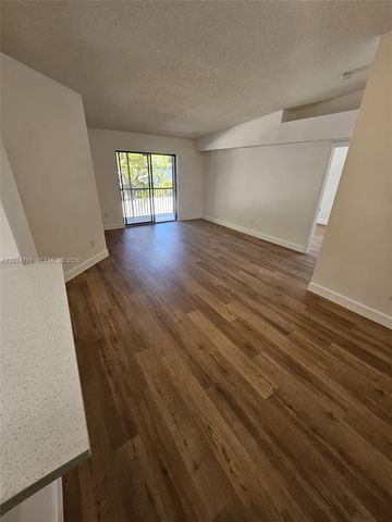 19800 SW 103rd Court 201, Cutler Bay, FL 33157
