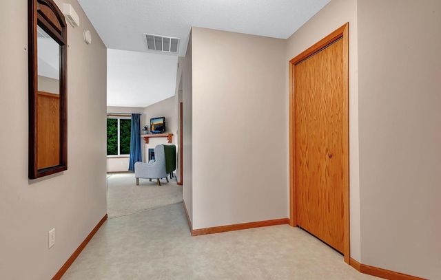 1004 Oak Pond Drive, Sartell, MN 56377