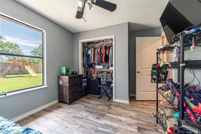 3014 County Road 855c, Alvin, TX 77511