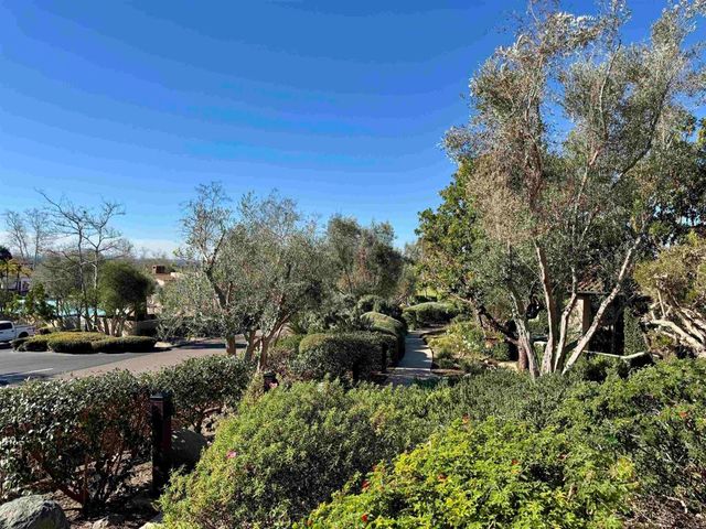 8291 Santaluz Village Grn N, San Diego, CA 92127