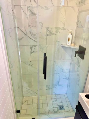 1118 County Road 447, Waelder, TX 78959