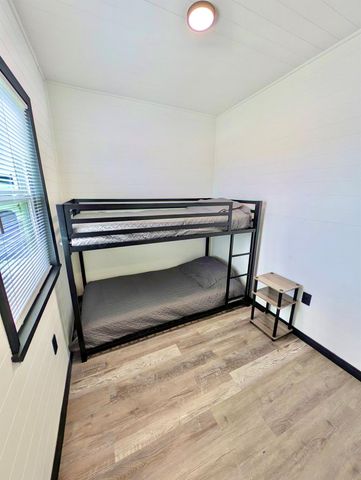 1118 County Road 447, Waelder, TX 78959