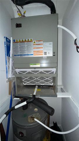 1075 W 68th St 403, Hialeah, FL 33014