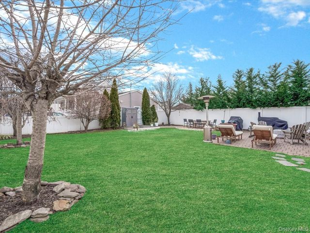 1896 Russell Street, Bellmore, NY 11710