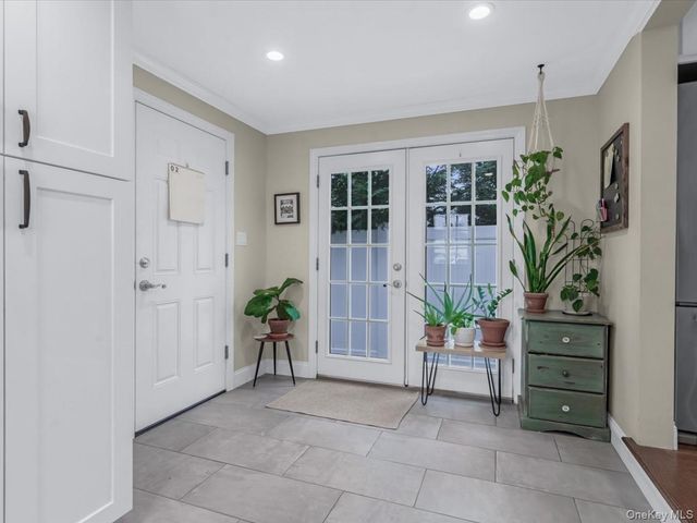 1896 Russell Street, Bellmore, NY 11710