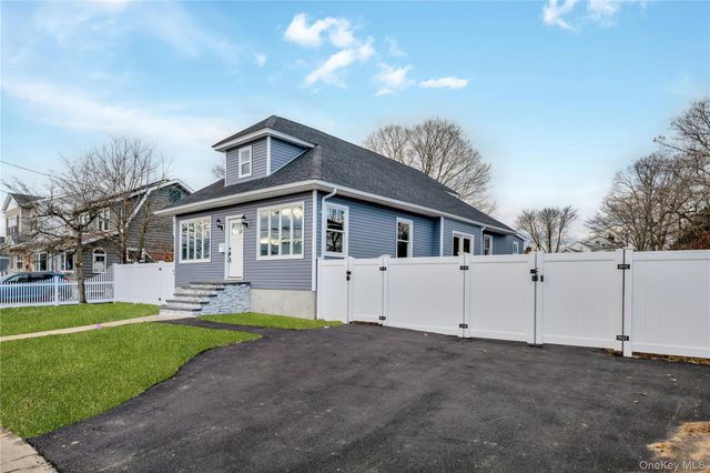 1811 Bedford Avenue, Merrick, NY 11566