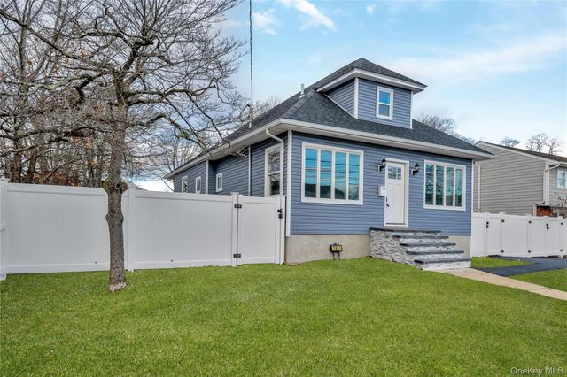 1811 Bedford Avenue, Merrick, NY 11566