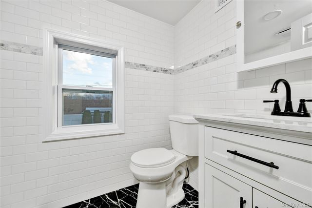 1811 Bedford Avenue, Merrick, NY 11566