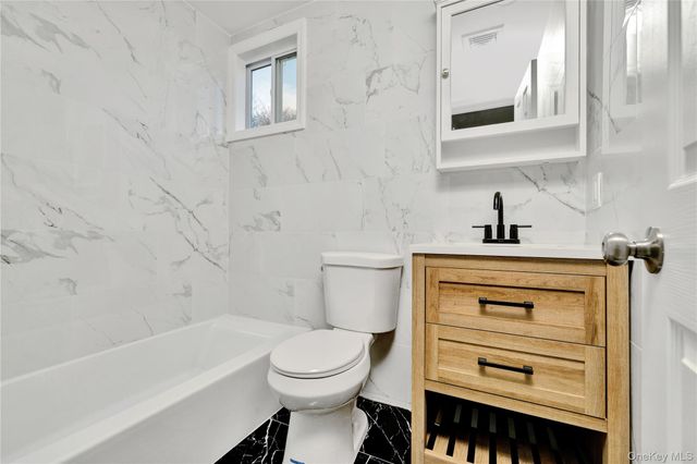 1811 Bedford Avenue, Merrick, NY 11566