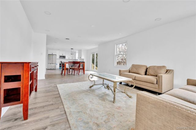 1811 Bedford Avenue, Merrick, NY 11566