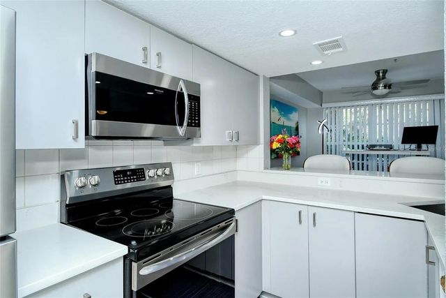 850 S TAMIAMI TRAIL 801, Sarasota, FL 34236