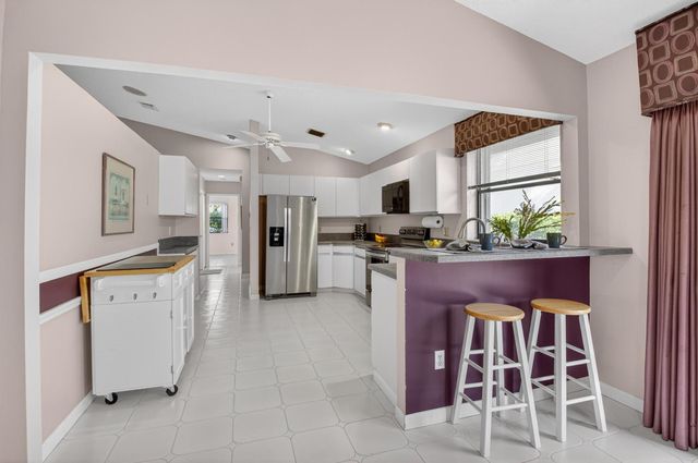 2570 NW 13th Street, Delray Beach, FL 33445