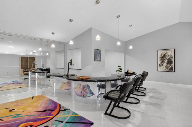 2570 NW 13th Street, Delray Beach, FL 33445