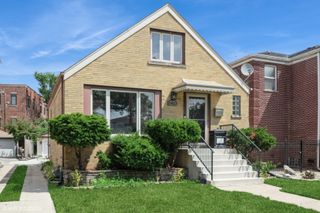 8460 River Grove Avenue, River Grove, IL 60171