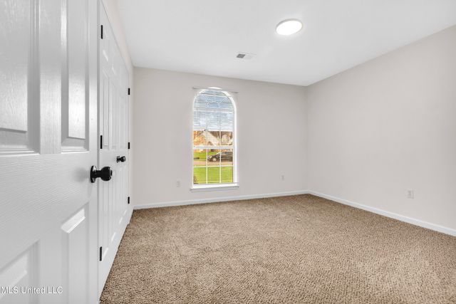 9163 W Triple Crown Loop, Southaven, MS 38671