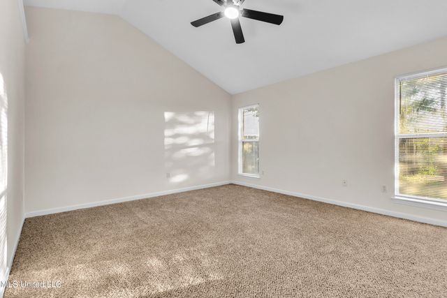 9163 W Triple Crown Loop, Southaven, MS 38671